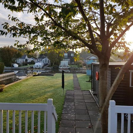 The Willows Wroxham Ngoại thất bức ảnh