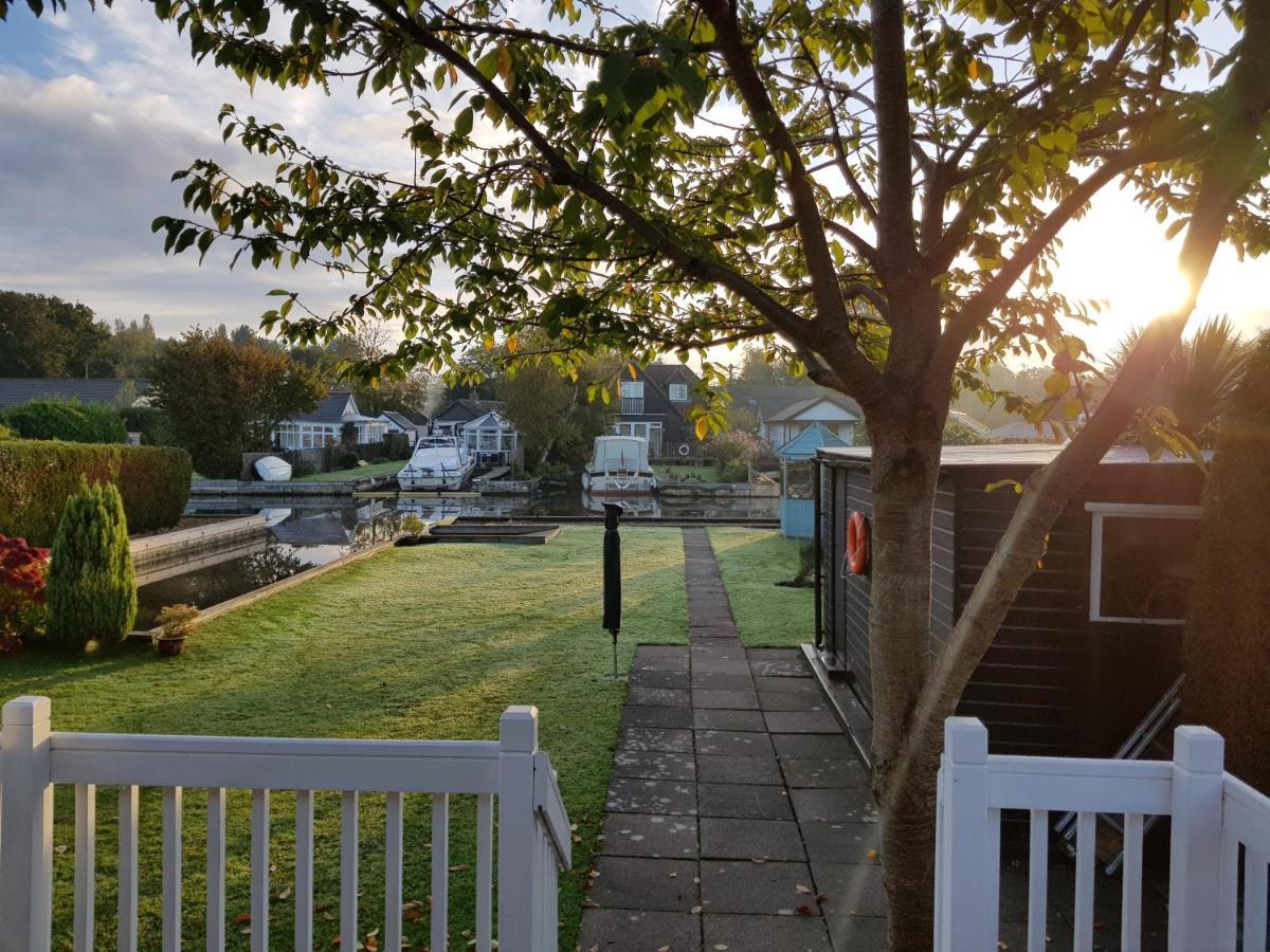 The Willows Wroxham Ngoại thất bức ảnh