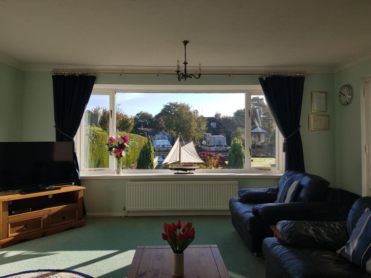 The Willows Wroxham Ngoại thất bức ảnh